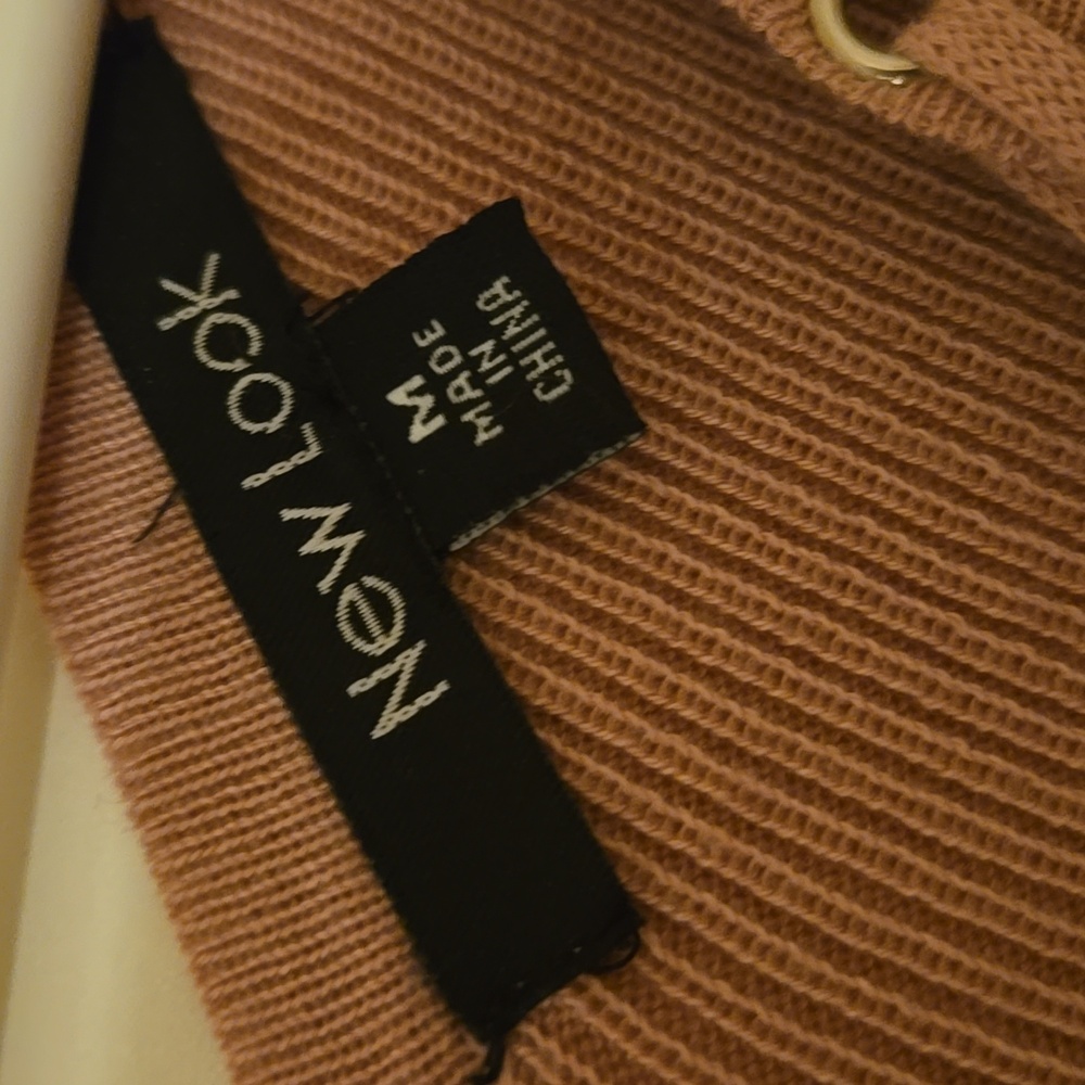 Sweater - Picture 3 of 4